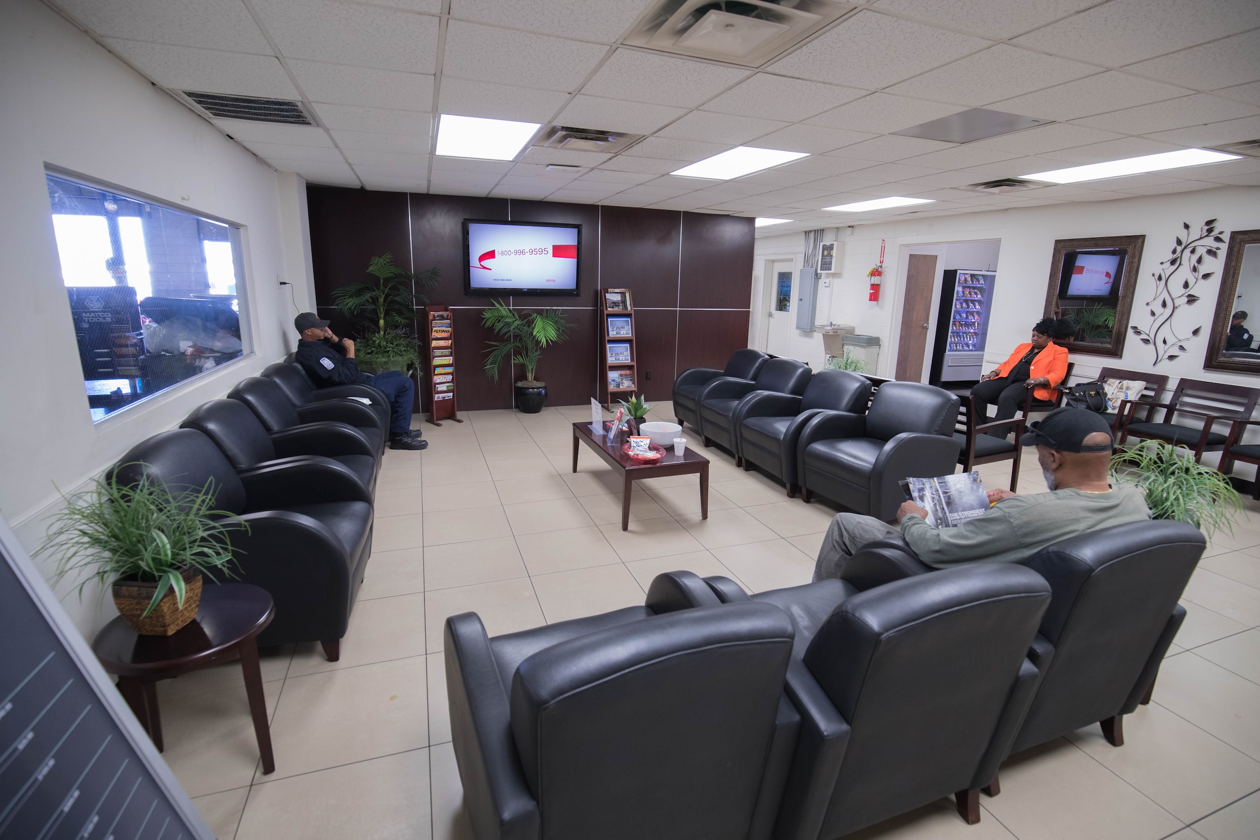 AutoNation Lincoln Union City Service Center