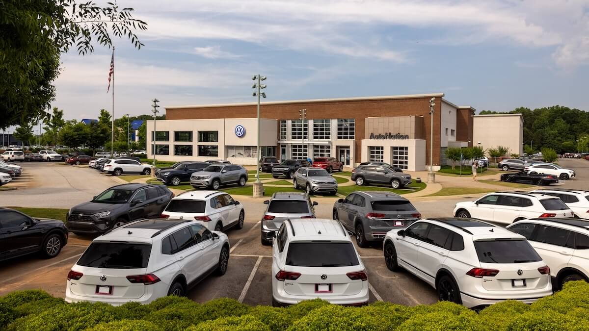 Exterior view of AutoNation VW Mall of Georgia