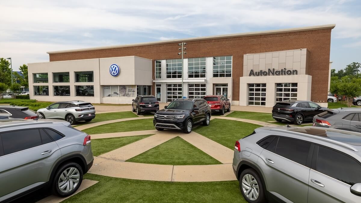 Exterior view of AutoNation VW Mall of Georgia