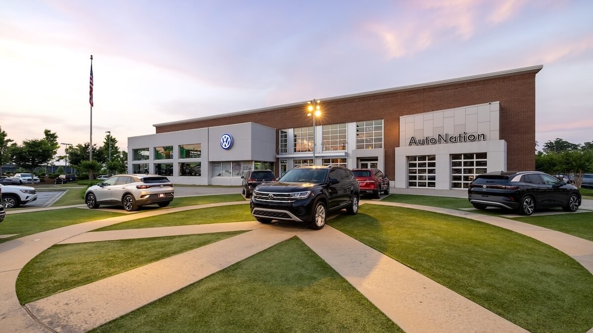 Exterior view of AutoNation VW Mall of Georgia