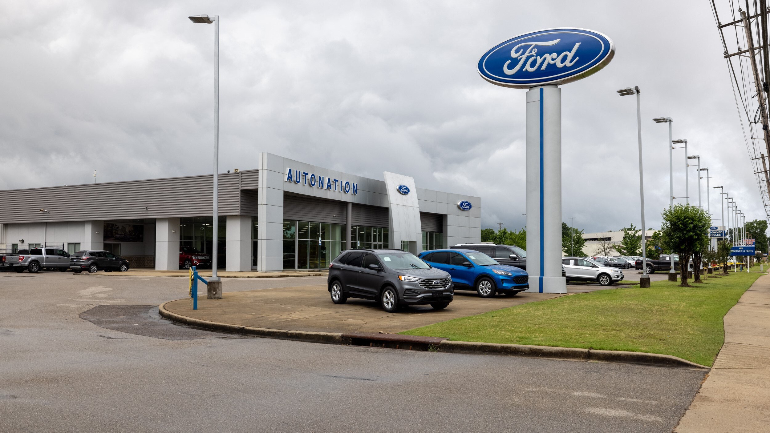 AutoNation Ford Wolfchase is your Memphis, TN home for all your Ford financing, purchasing, and service needs Exterior view of AutoNation Ford Wolfchase during the day