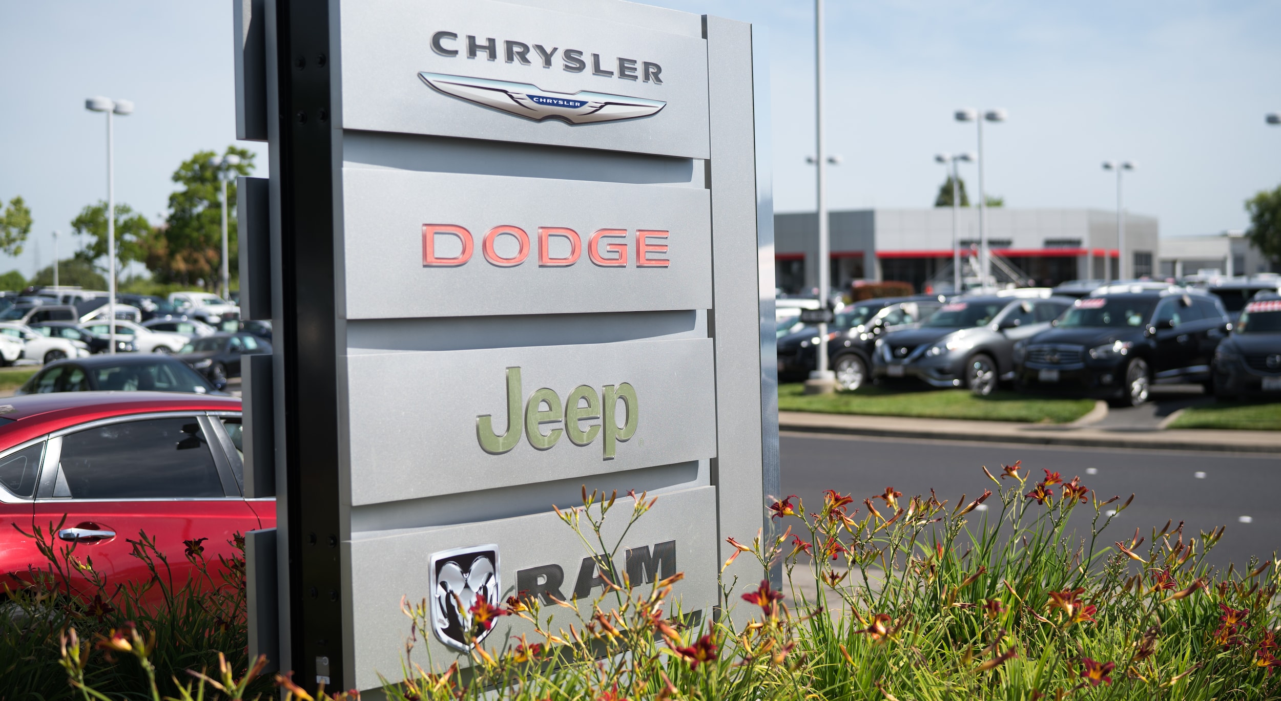 Chrysler Dodge Jeep RAM Dealership Serving Citrus Heights
