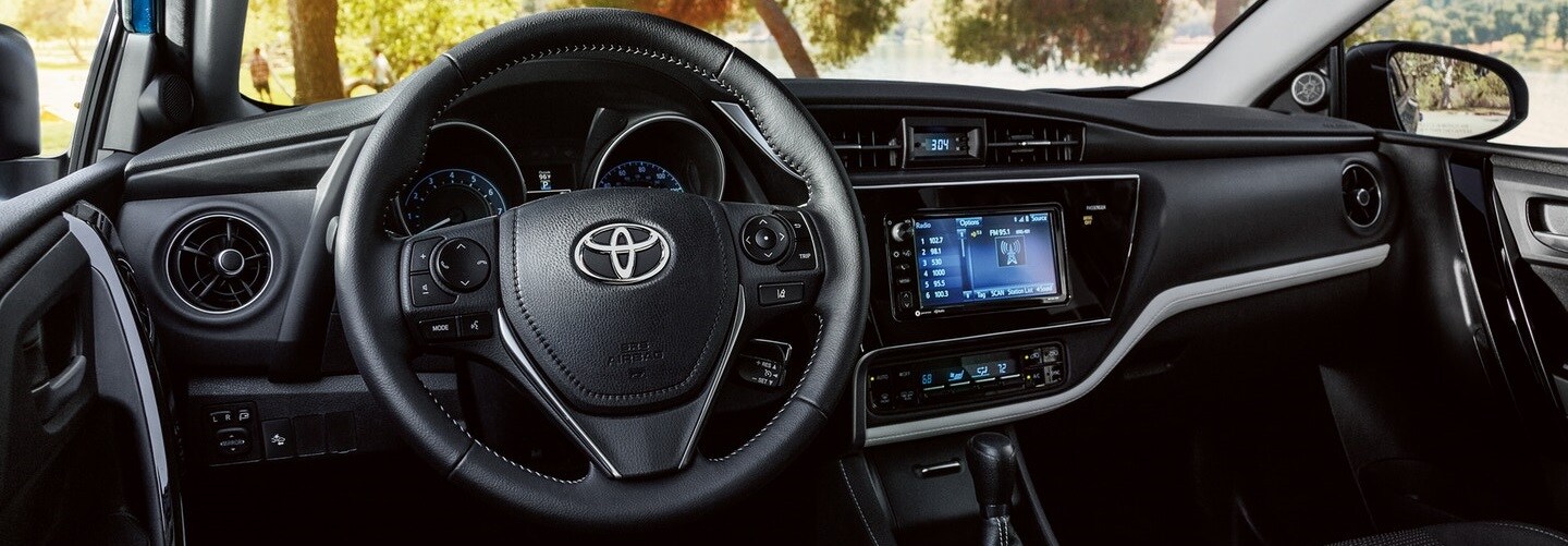 2018 Corolla iM Dash.jpg