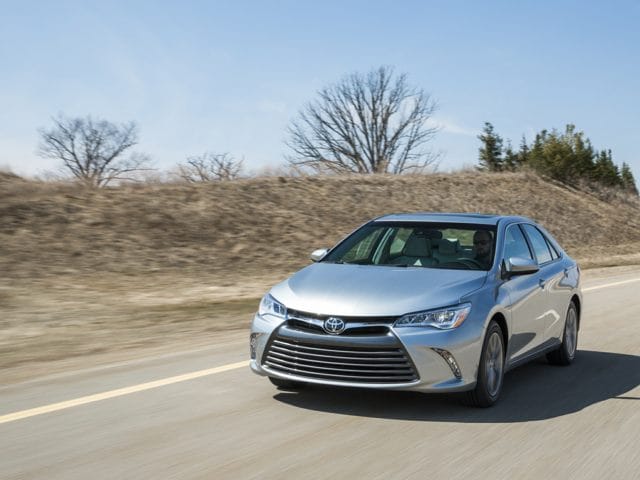 2017 Toyota Camry silver.jpg