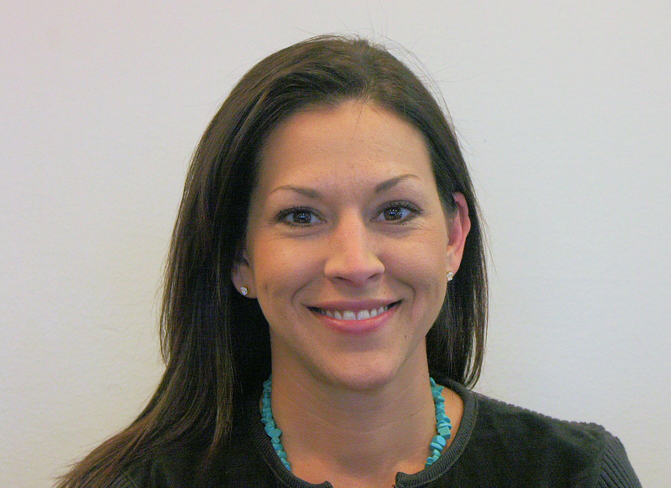 SARA KUZNIAREK