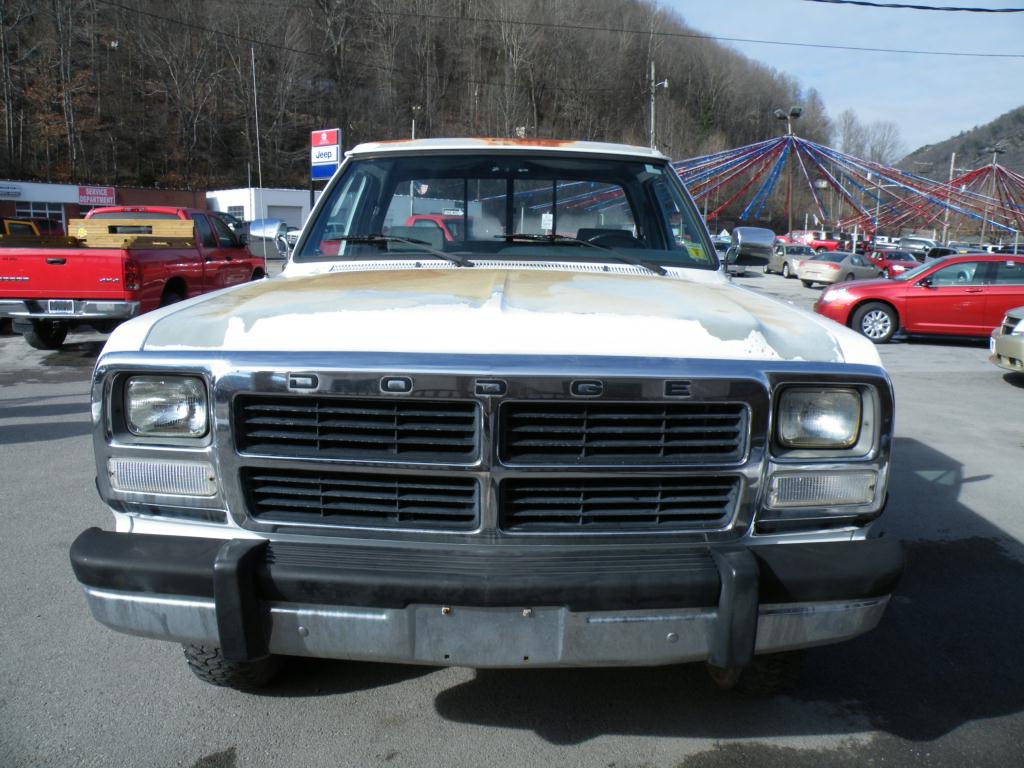 93 W250 008