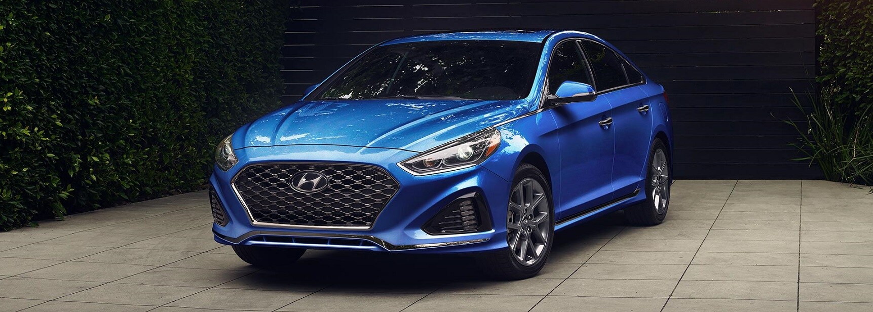 2018 Hyundai Sonata Blue.jpg