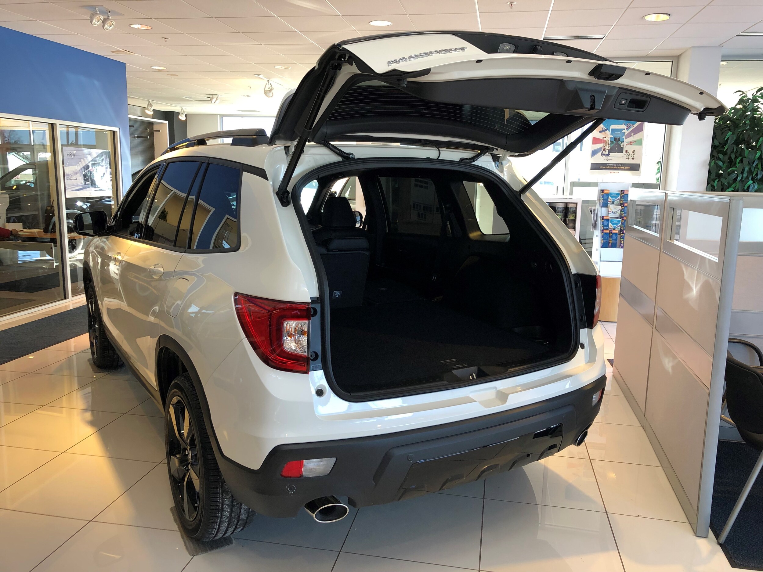 2019 Honda Passport White Trunk Space