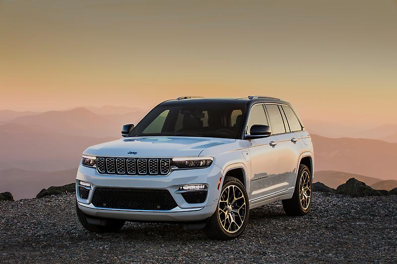 Grand Cherokee 2022.jpg
