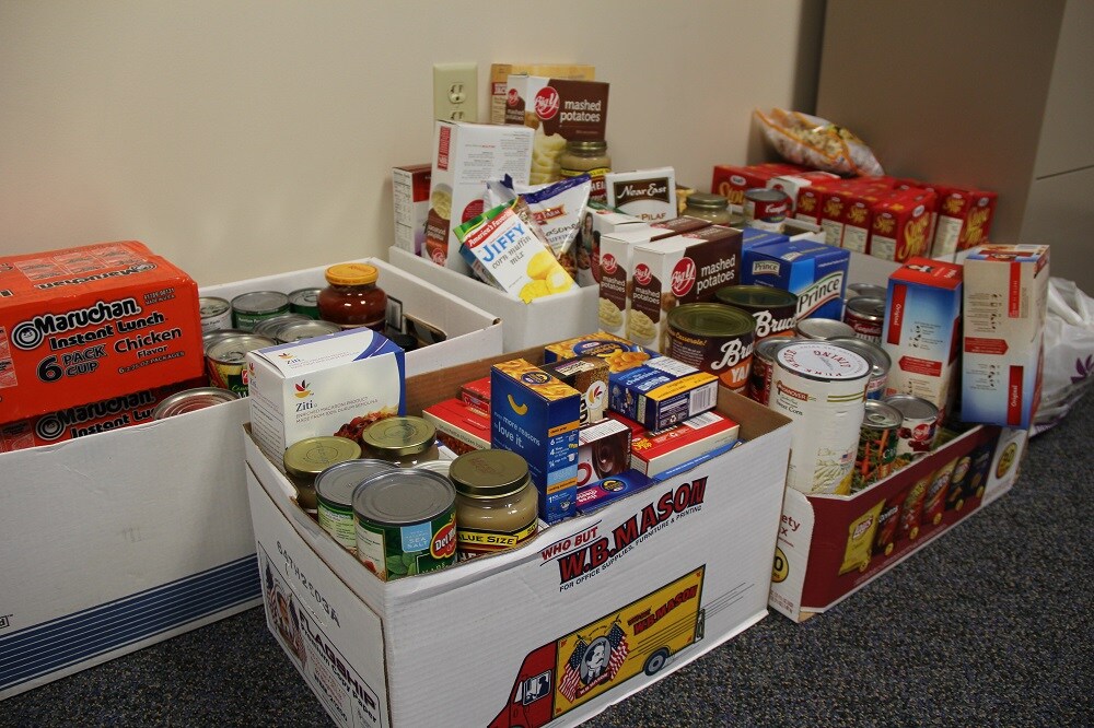 Thanksgiving Food Drive
2017.jpg