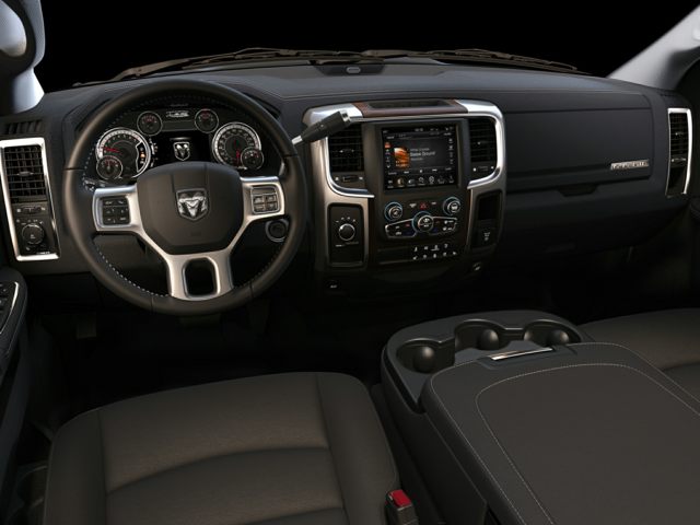 2018-Ram-2500-interior.jpg