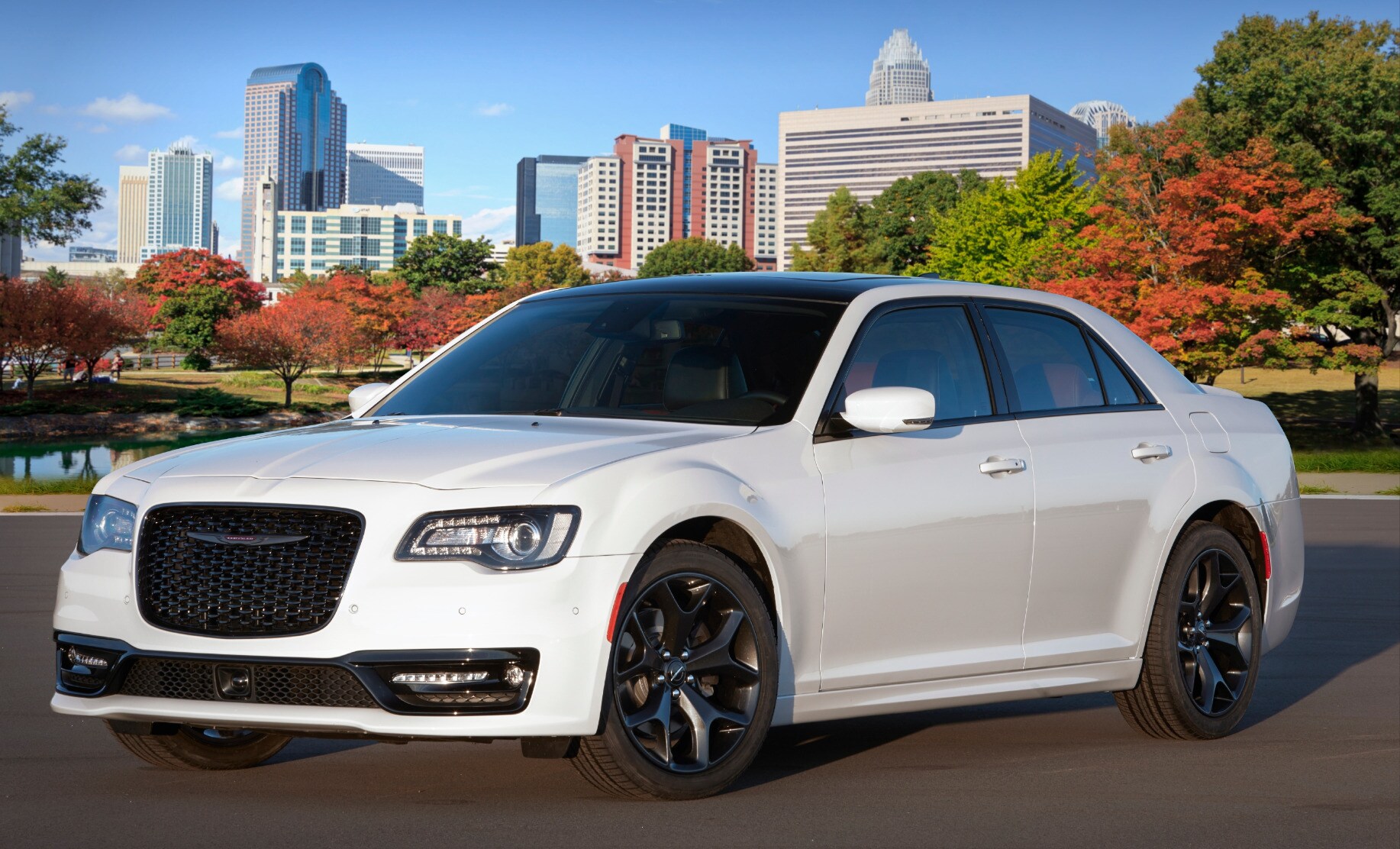 Screenshot_2020-02-17 2020 Chrysler 300 Photo Gallery.jpg