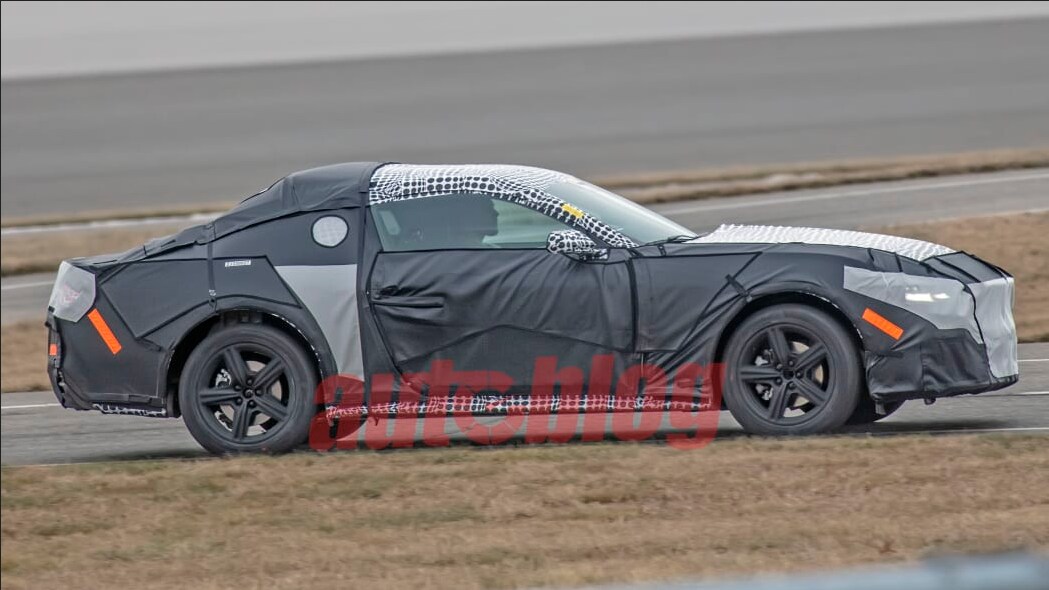 2025 Mustang