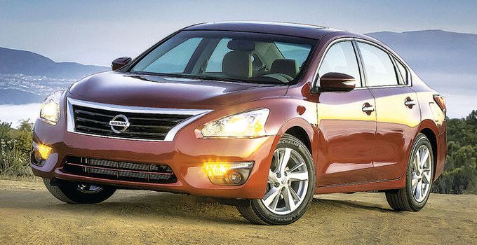 2015 Nissan Altima.jpg