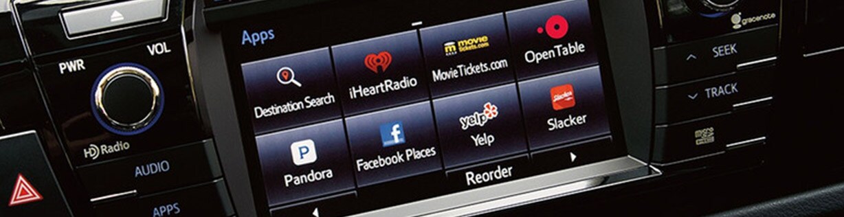 technology-2016-corolla.jpg