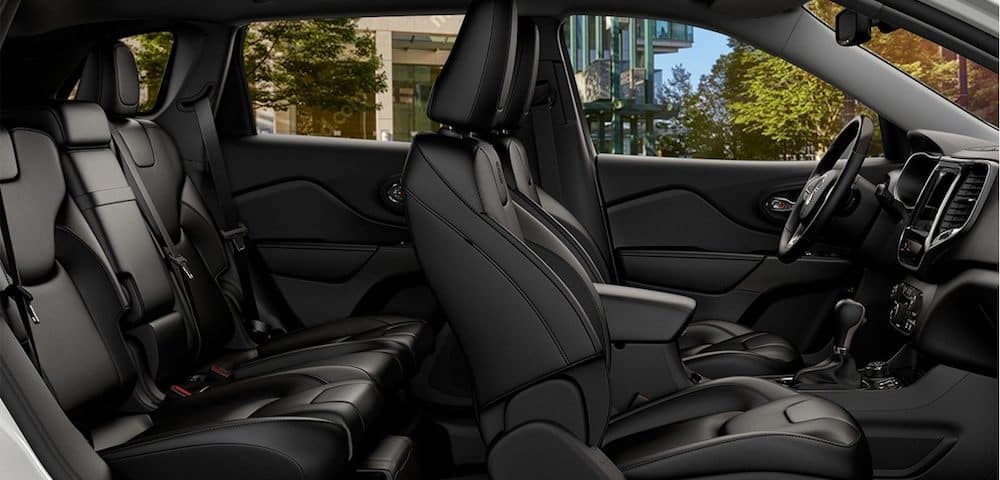 2020 Jeep Cherokee Interior 2.jpg