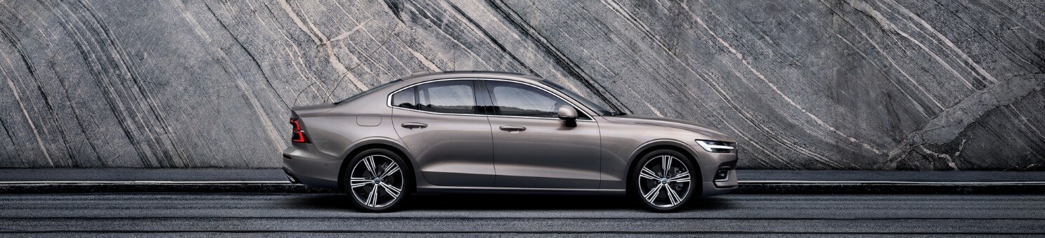 2021 Volvo S60 - Luxury Sedan