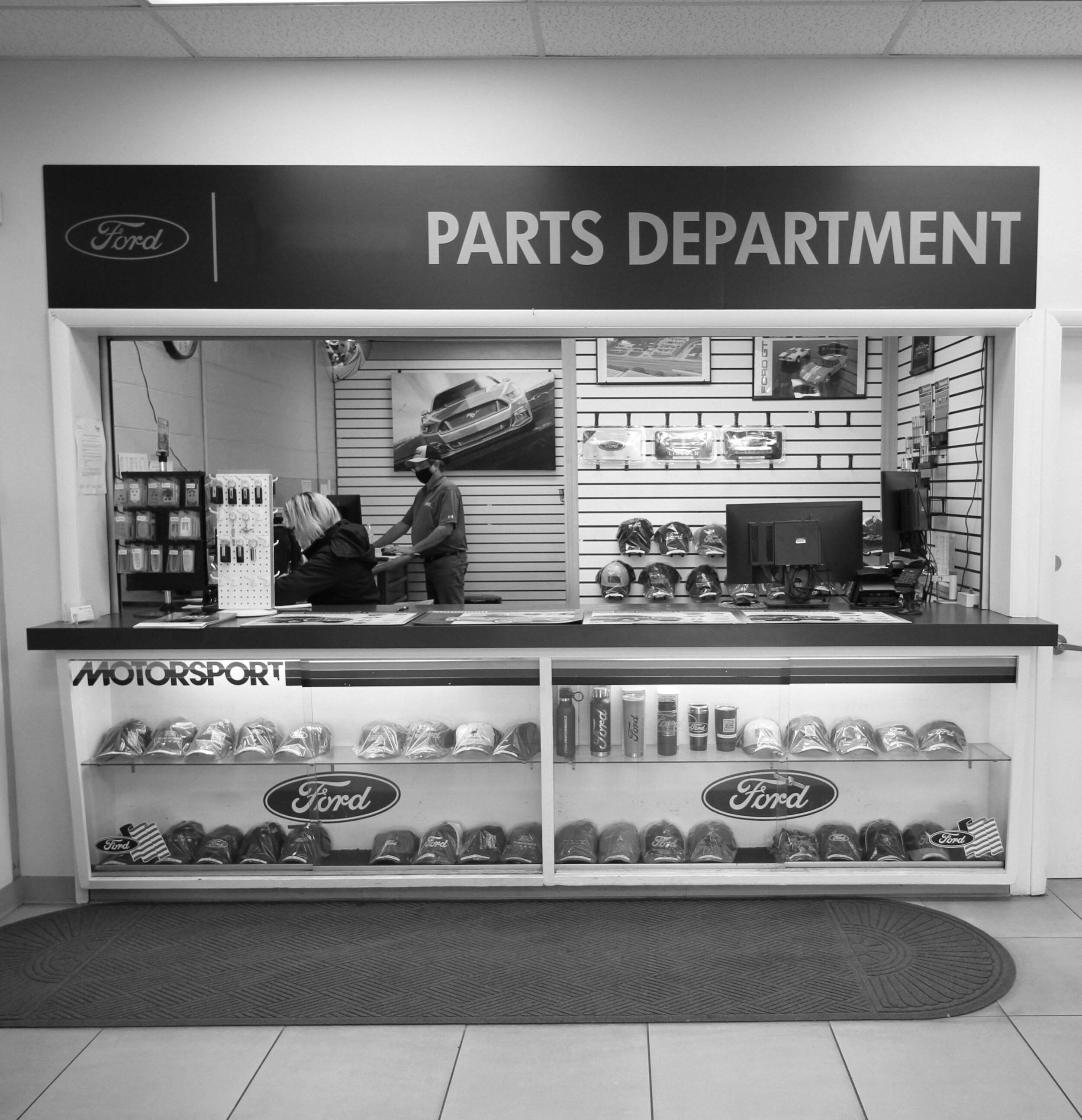 Apple-Ford-of-York-Parts-Department.jpg