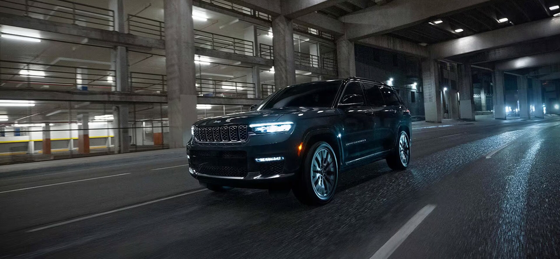 Jeep Grand Cherokee L Laredo vs Limited Jeep Grand Cherokee L Laredo vs Limited