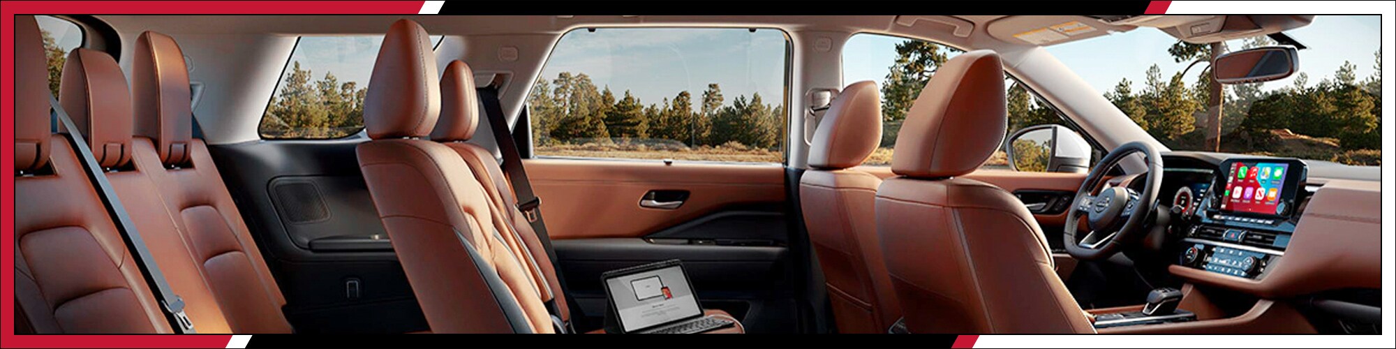 2022 Nissan Pathfinder interior