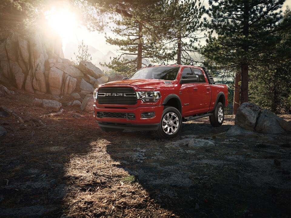 2019-RAM-2500-BigHorn-CrewCab-6ftBox-SportAppearance-Truck-L02.png