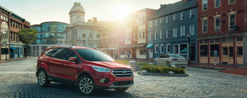 2018-Ford Escape-Titanium- SUV-L02 .png