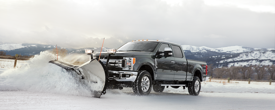 2019-Ford-F250-XLT-SuperDuty-Truck-L01.png
