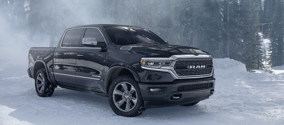 2021-RAM-1500-Limited-CrewCab-Truck-L13 (2).png