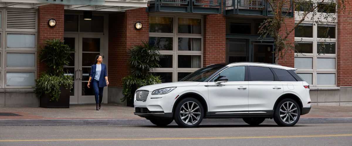 2020-Lincoln-Corsair-Standard-SUV-L08 (2) (2).jpeg