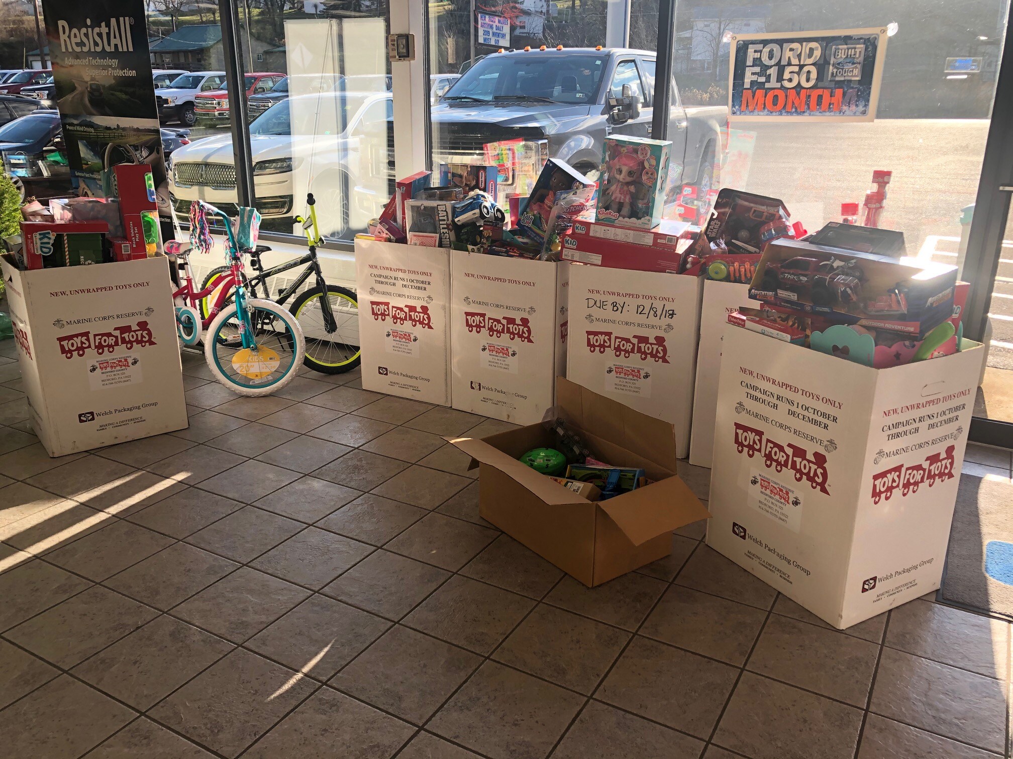 Toys For Tots 1.jpg