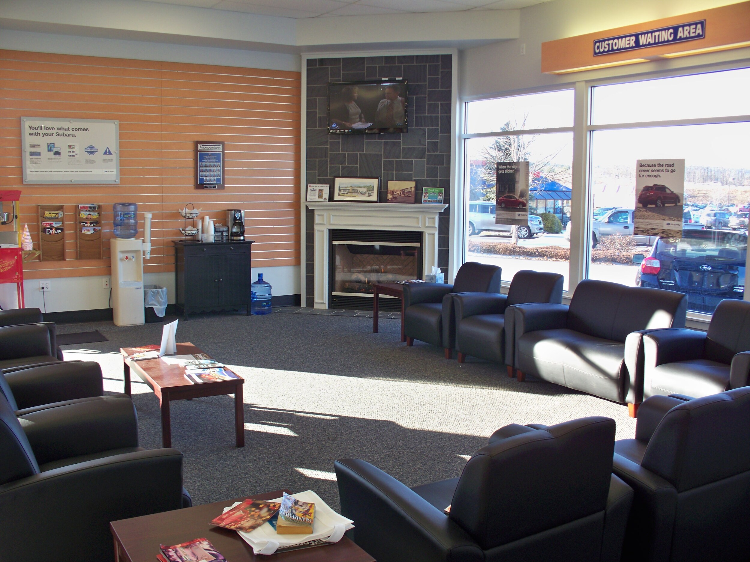 Waiting area 003.jpg