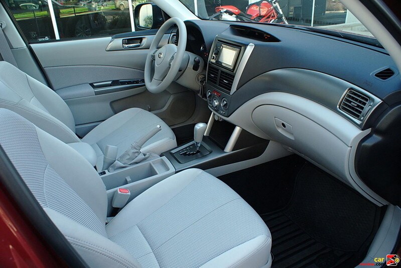 2011_subaru_forester_58.jpg