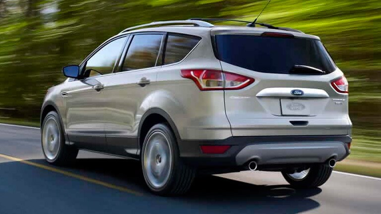 2015-responsive-comp-Ford-Escape-3.jpg