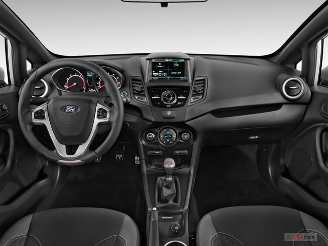 2017_ford_fiesta_dashboard.jpg