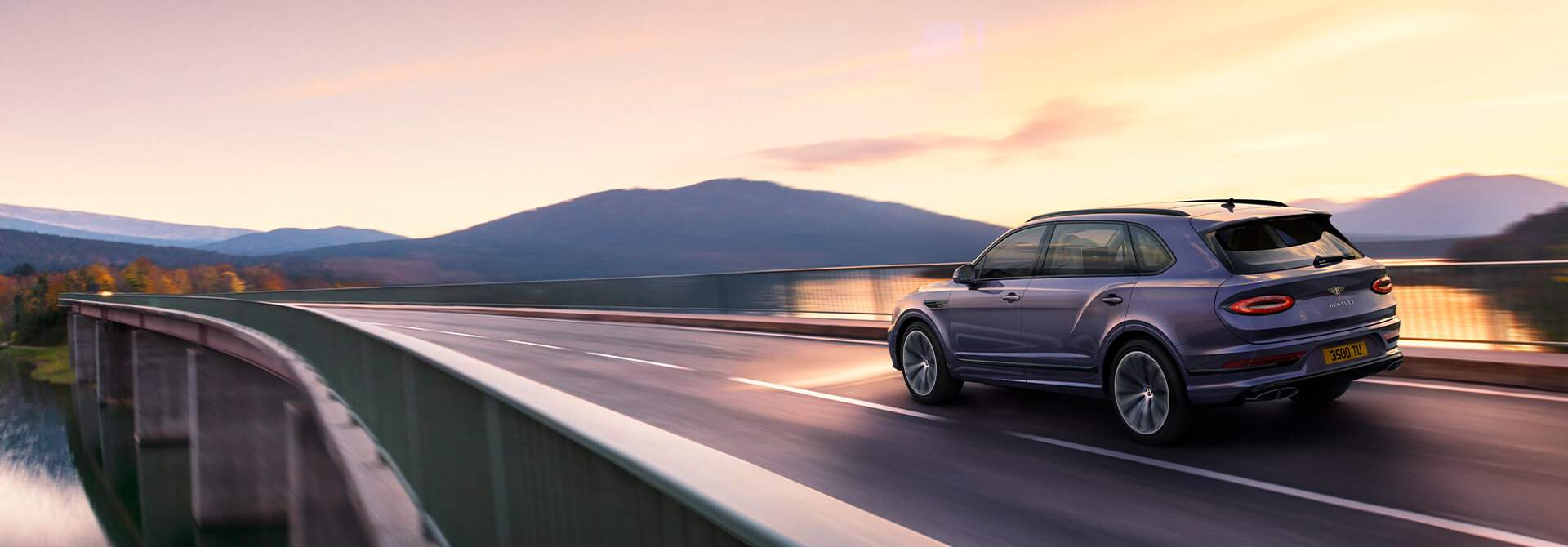 7 Bentayga EWB Azure.jpg