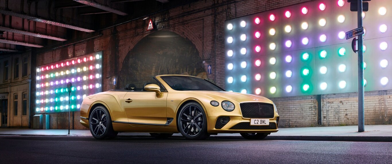 Bentley-Continental-GT-V8-Convertible-city-1920x805-1.jpg