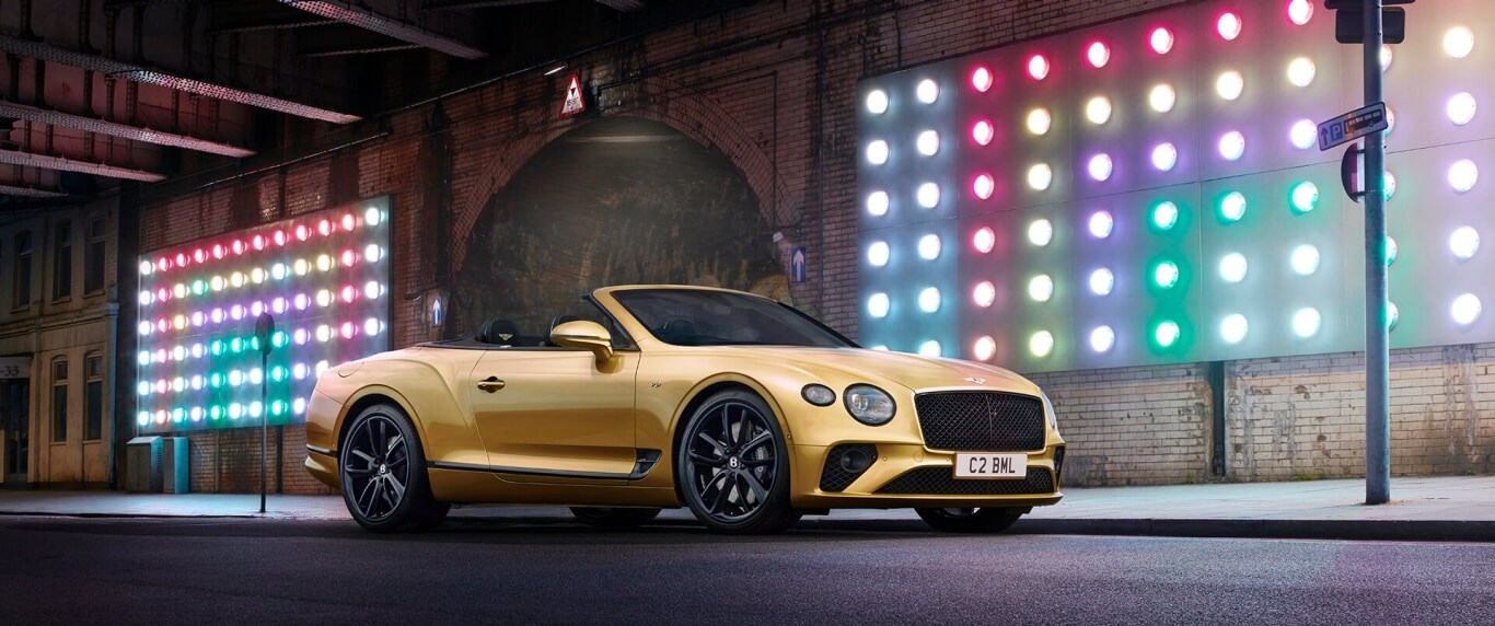 Bentley-Continental-GT-V8-Convertible-city-1920x805-1.jpg