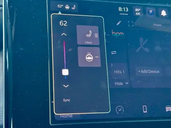 grand Cherokee dash screen
