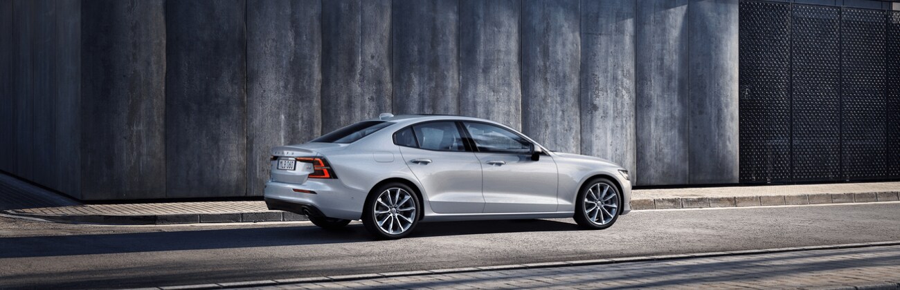 2022 Volvo S60.png
