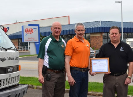 Bergey's Collision Center 2012 AAA Top Shop Award.jpg