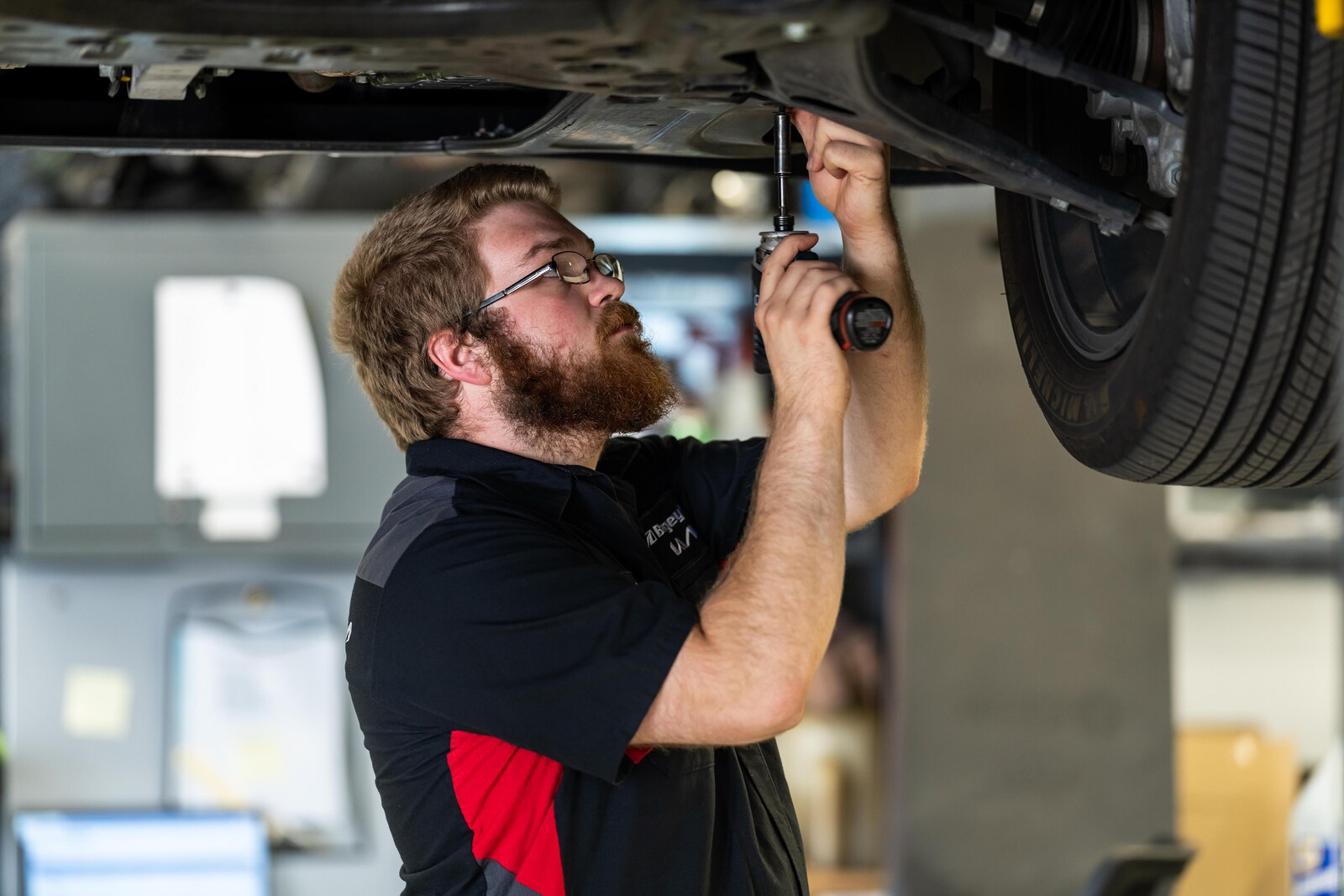 Oil change service at Bergey's Kia.