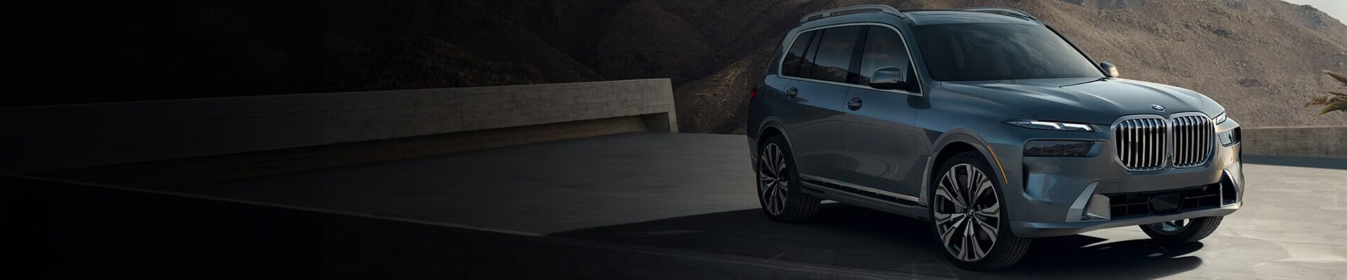 2025 BMW X7 xDrive40i in Skyscraper Grey Metallic parked outdoors