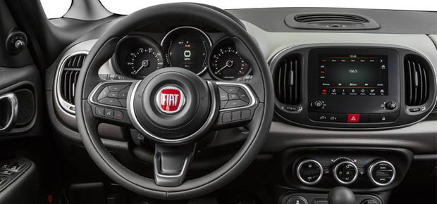 2020 Fiat 500L Interior