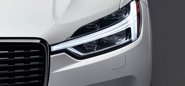 2021 Volvo XC60 Recharge LED Headlights