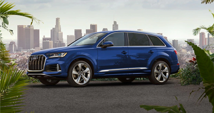 2021_Audi_Q7_b.png