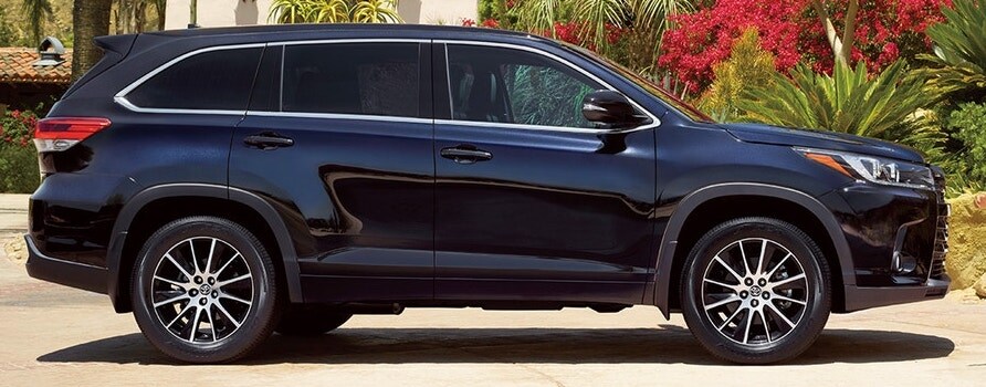 Toyota Highlander in Westborough MA.jpg
