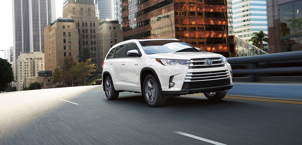 2018 Toyota Hihglander in Framingham MA.jpg