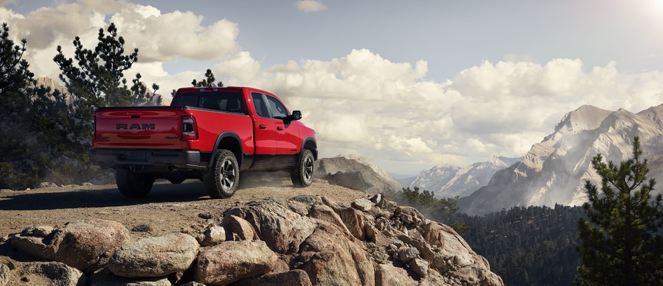 2019-RAM-1500-Rebel-CrewCab-Truck-L02(2).png