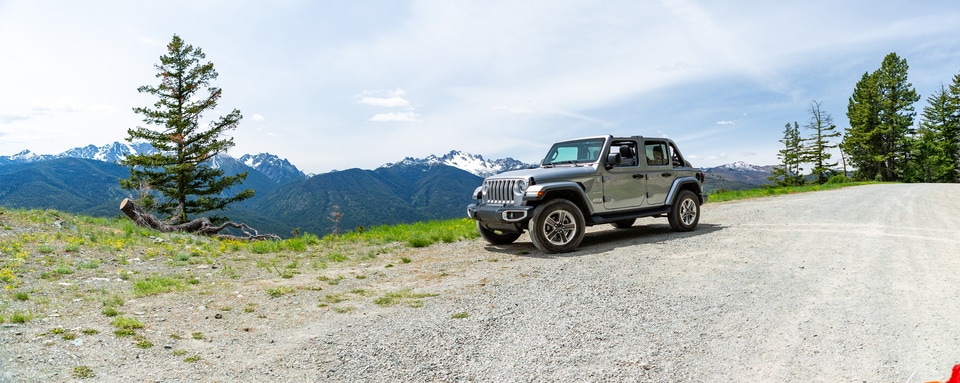 2019-Jeep-Wrangler-JL-UnlimitedRubicon-SUV-L07.png