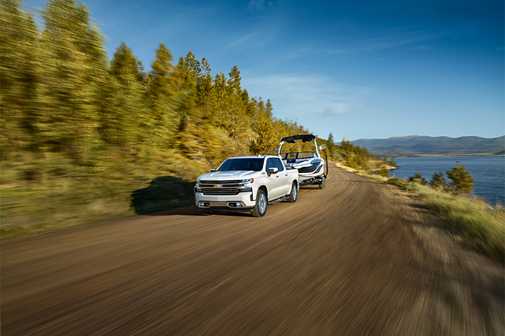 2021-Chevrolet-Silverado1500-HighCountry-CrewCab-ShortBox-Truck-L03.png